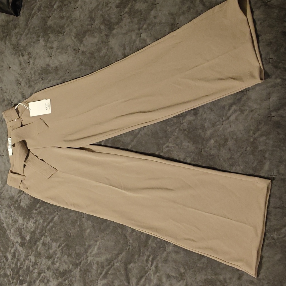 NWT BBJ high-rise wide leg trouser